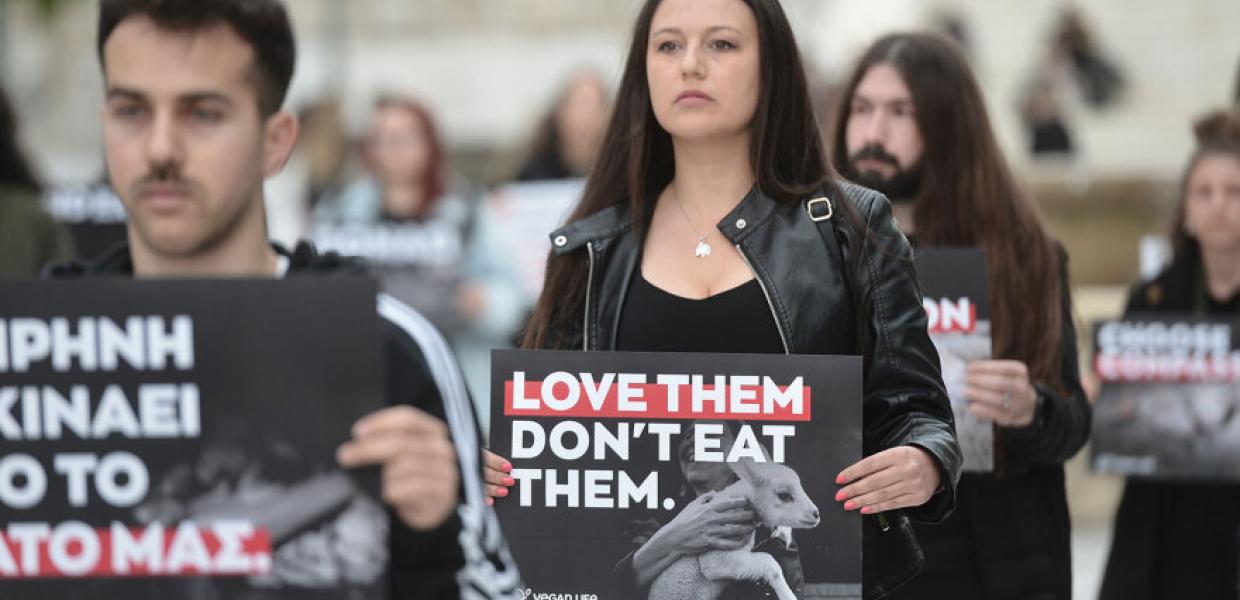 Ειρηνική διαμαρτυρία Vegan /Σύνταγμα /Η σφαγή δεν είναι αγάπη