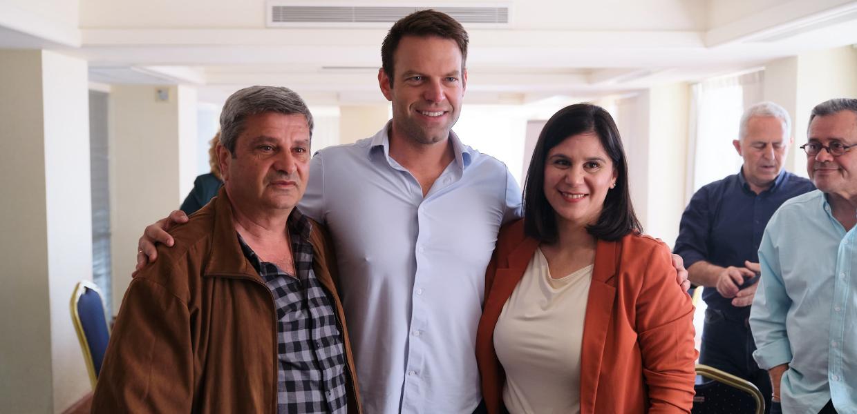 Ο Στέφανος Κασσελάκης στη Χίο με πολίτες