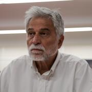 Ο Δημήτρης Χατζησωκράτης