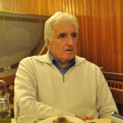 Νίκος Χατζηνικολάου