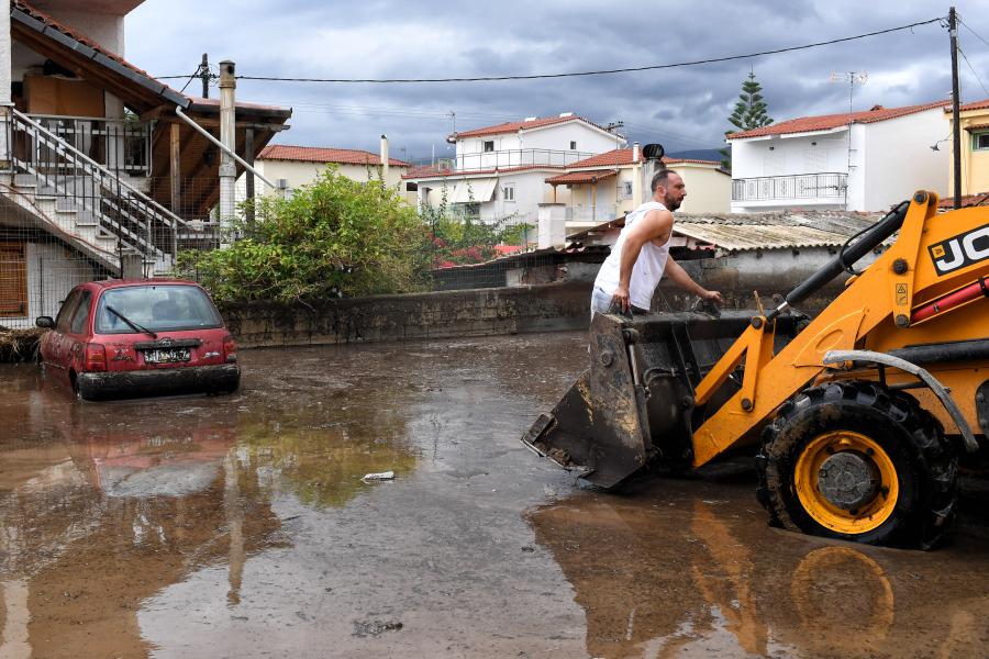 Μπουλντόζα Πλημμύρα