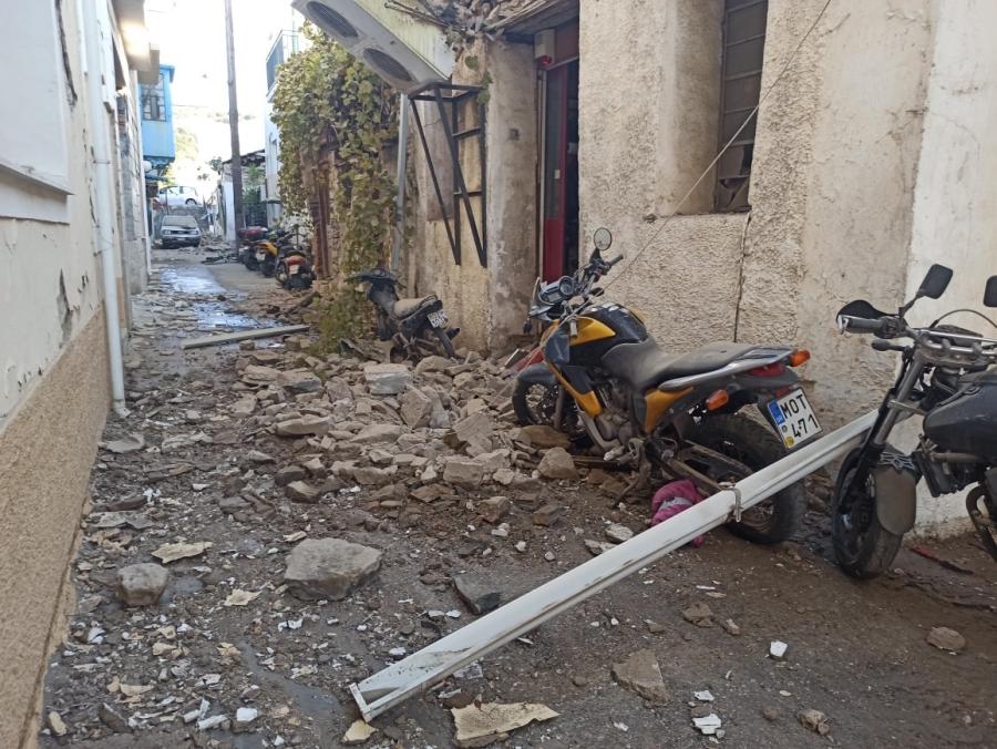 Καταστροφές στη Σάμο μετά τον σεισμό