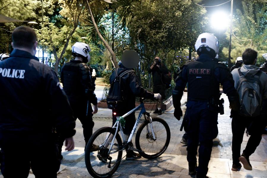 Προσαγωγές Εξάρχεια