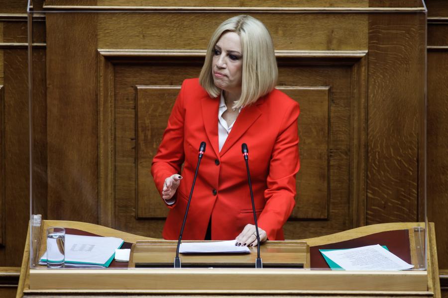 Η Γεννηματά στη Βουλή