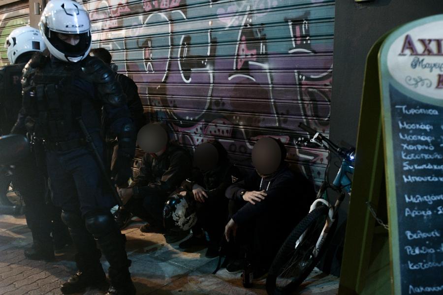 ΜΑΤ πλατεία Εξαρχείων