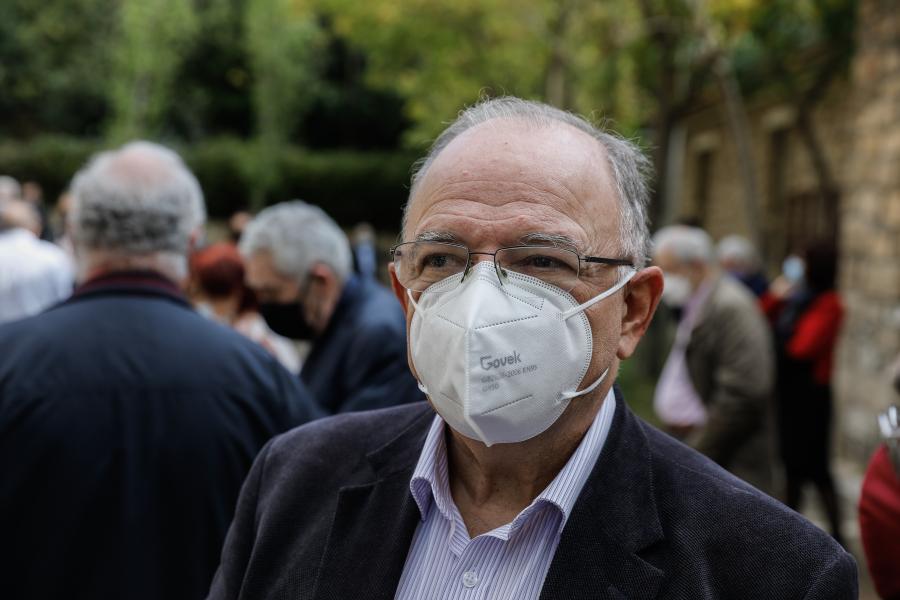 Κατάθεση στεφάνου από τον ΣΥΡΙΖΑ στο ΕΑΤ ΕΣΑ