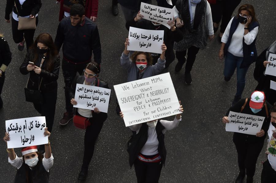 ΔΙΑΔΗΛΩΣΗ ΓΥΝΑΙΚΩΝ ΚΑΤΑ ΠΛΟΥΣΙΩΝ ΟΙΚΟΝΟΜΙΚΗ ΚΡΙΣΗ