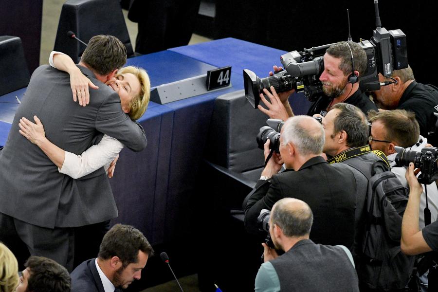 φον ντερ λάιεν ευρωκοινοβούλιο