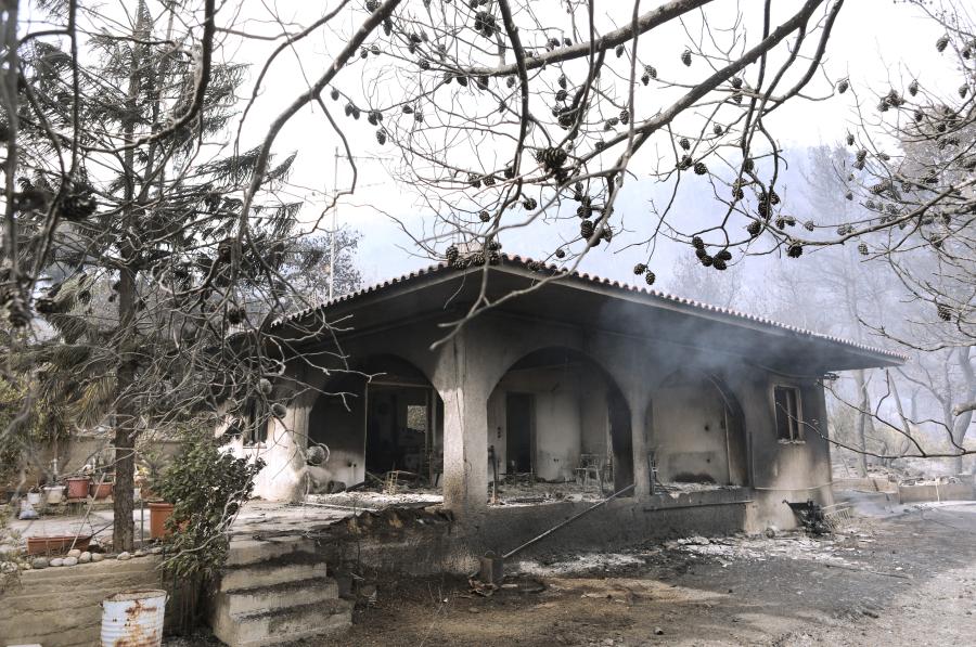 ΑΛΕΠΟΧΩΡΙ ΚΑΜΜΕΝΟ ΣΠΙΤΙ