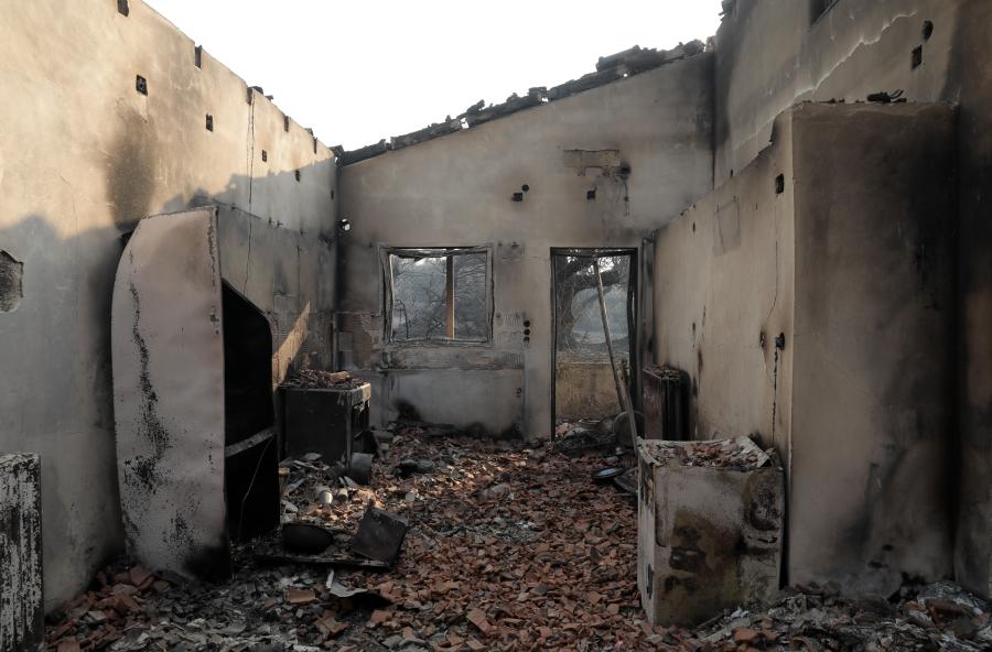 Καταστροφές από την πυρκαγιά στην Αχαΐα