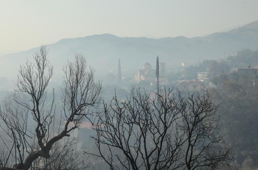 Καταστροφές από την πυρκαγιά στην Αχαΐα