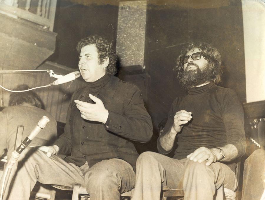 Μίκης Θεοδωράκης