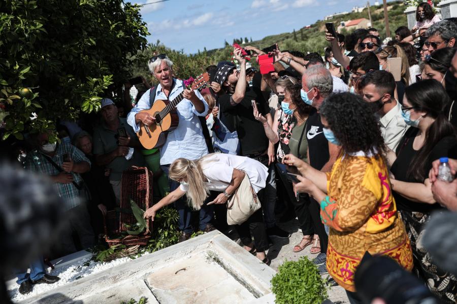 Κηδεία Θεοδωράκης