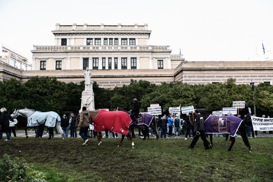 ΕΡΓΑΖΟΜΕΝΟΙ ΙΠΠΟΔΡΟΜΟΣ