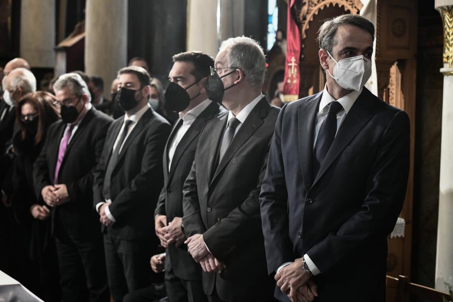 Κάρολος Παπούλιας 2