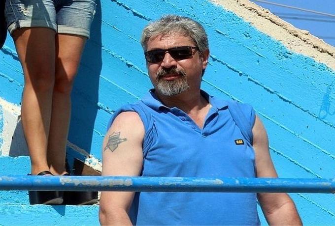 Κώστας Κατσούλης