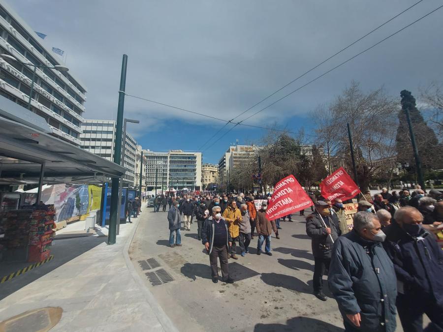συνταξιούχοι 4