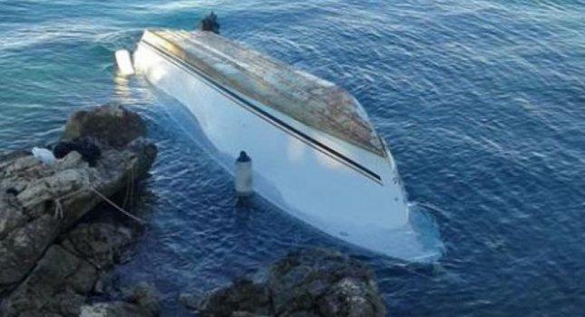 ΦΑΡΜΑΚΟΝΗΣΙ