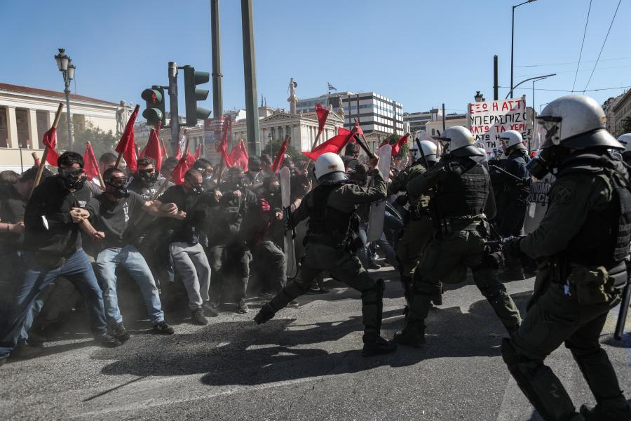 ΜΑΤ φοιτητές Προπύλαια