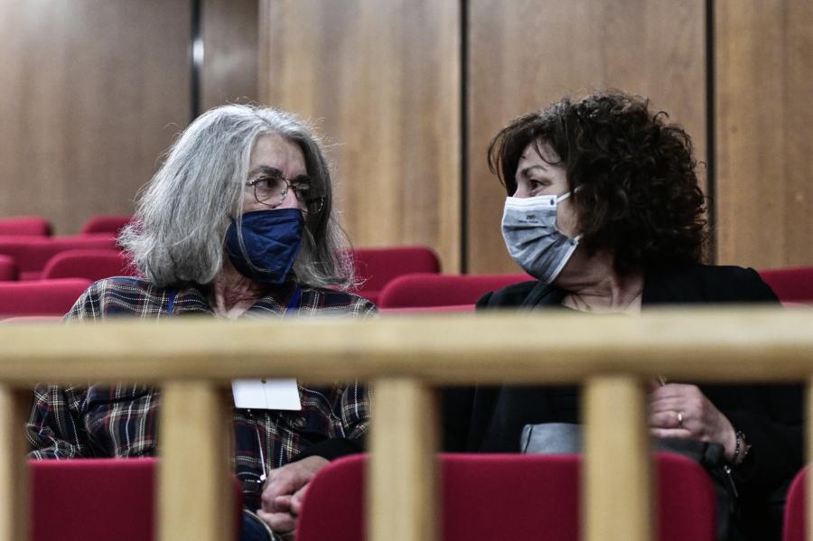 Μάγδα Φύσσα Ιωάννα Καρυστιάνη