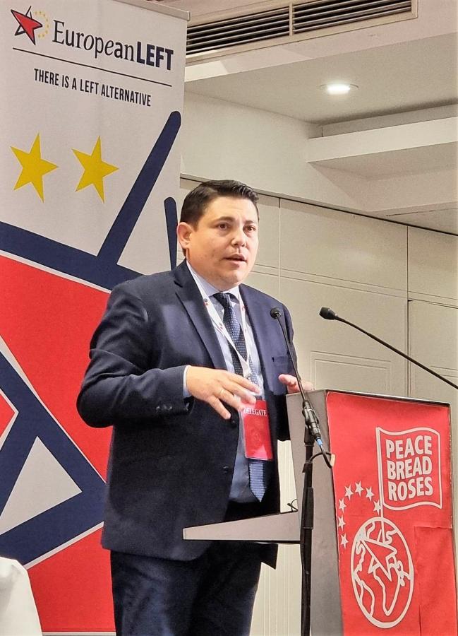 Ο Γιάννης Μπουρνούς