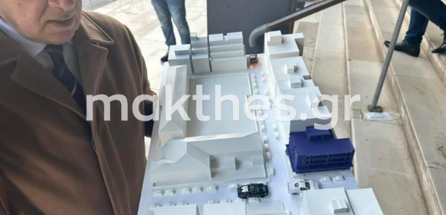 Δίκη Άλκη Καμπανού Θεσσαλονίκη μακέτα