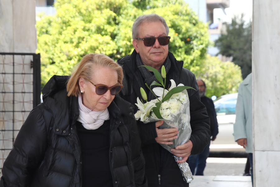 Μανώλης Μητσιάς