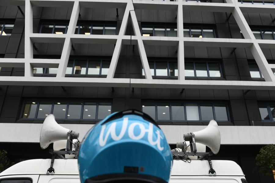 Ντελιβερι wolt και efood