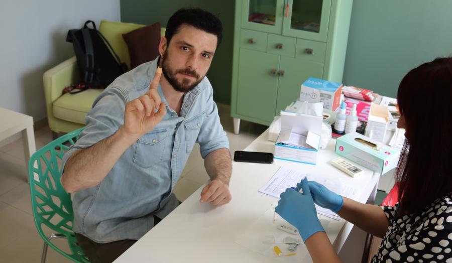 ΧΑΤΖΗΑΓΓΕΛΑΚΗΣ HIV