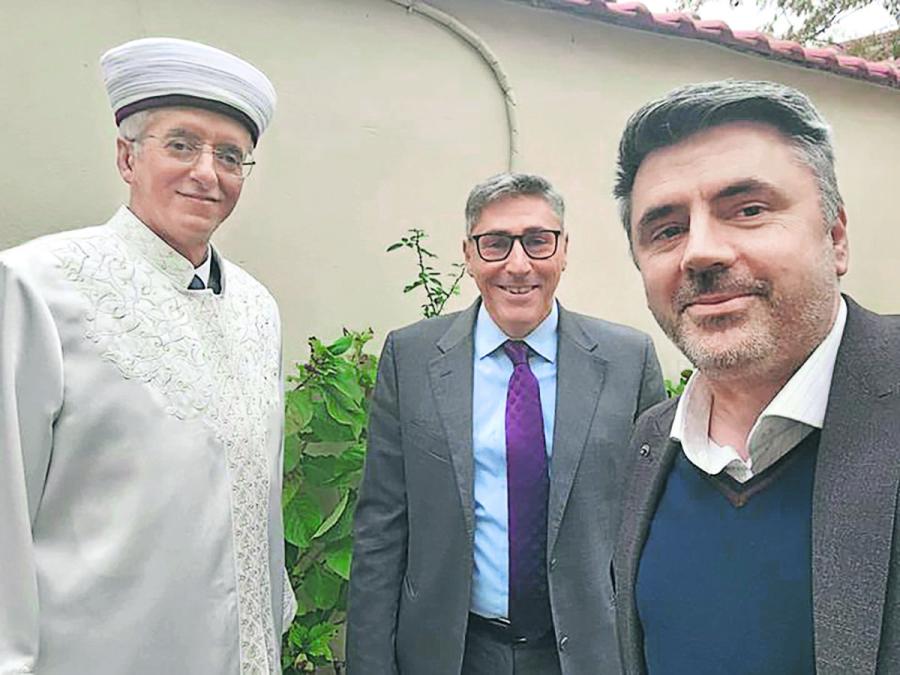 Ο Ντελή Χουσεϊν Ριτβάν με τον ψευτομουφτή Ξάνθης και τον Τούρκο πρόξενο 