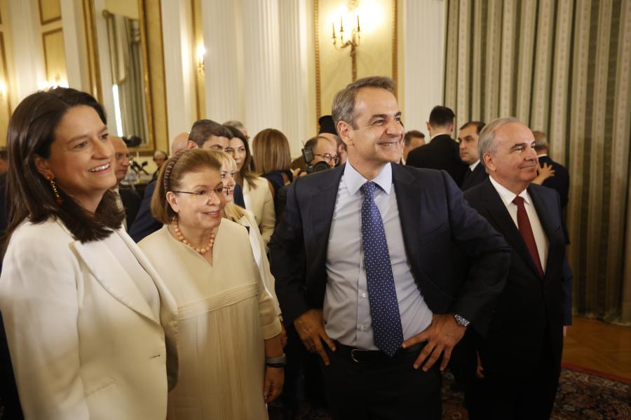 Κεραμέως - Μενδώνη - Μητσοτακης
