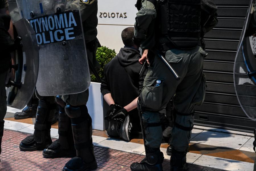 Προσαγωγές Πύλος διαδηλωτές
