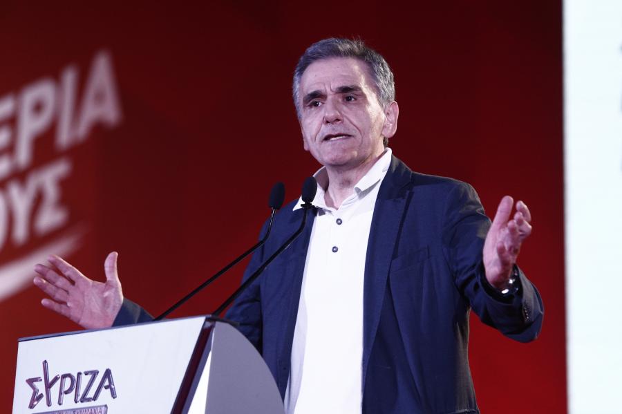 τσακαλωτος