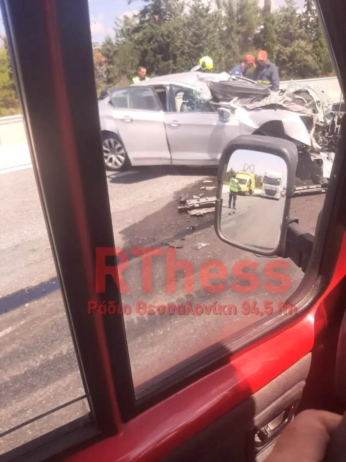 το αυτοκίνητο κατεστραμμένο μετά το τροχαίο