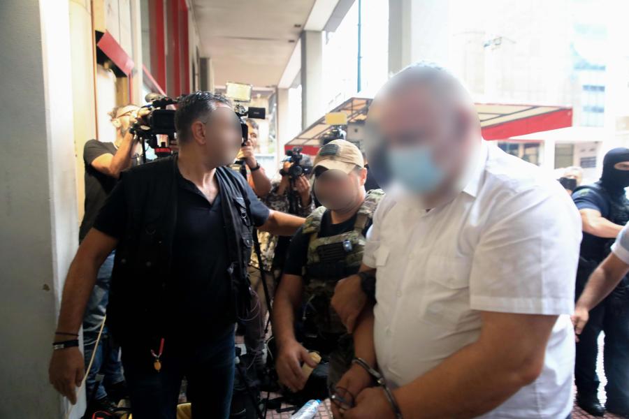 Εισαγγελέας πλήρωμα καπετάνιος 