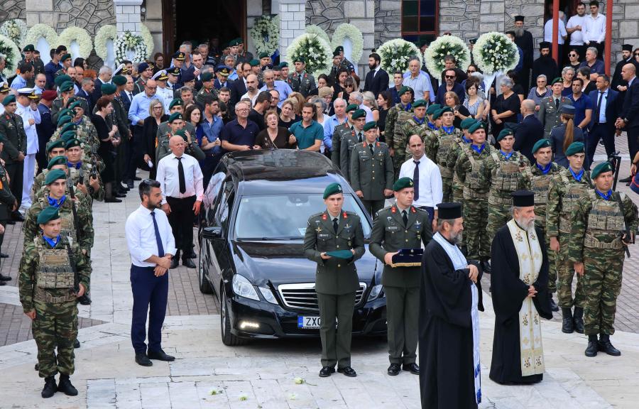 Στιγμιότυπο από την κηδεία του 27χρονου που πέθανε στη Λιβύη