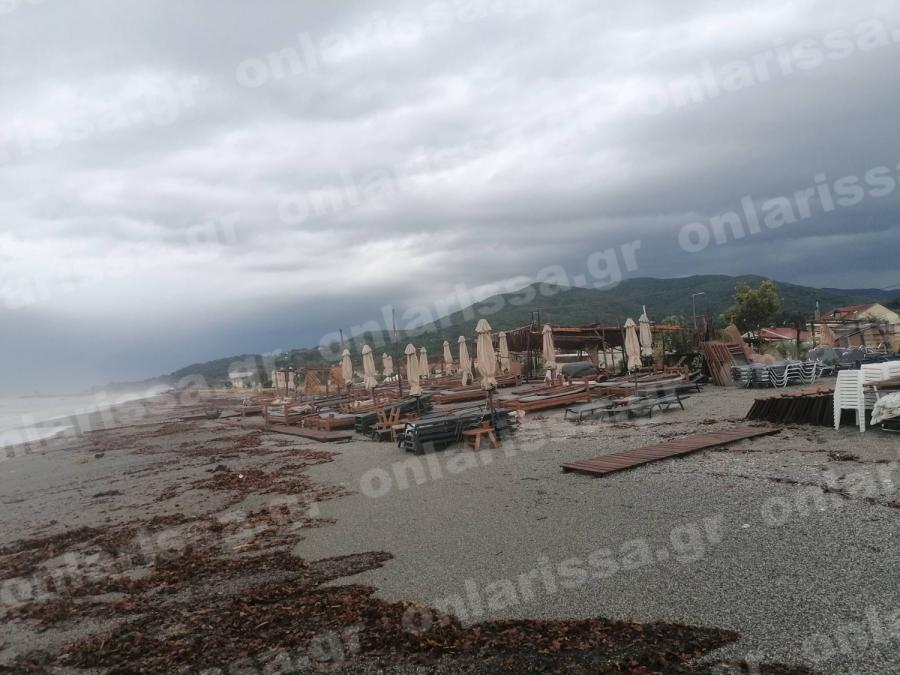 Παραλία Λάρισα καταστροφές