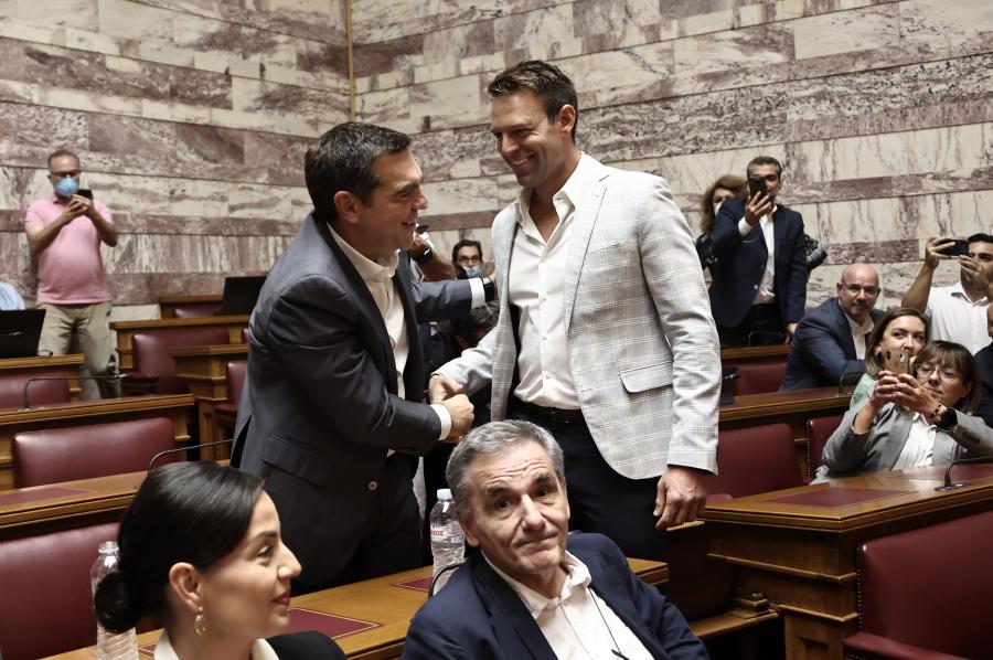 Αλέξης Τσίπρας και Στέφανος Κασσελάκης στη Βουλή
