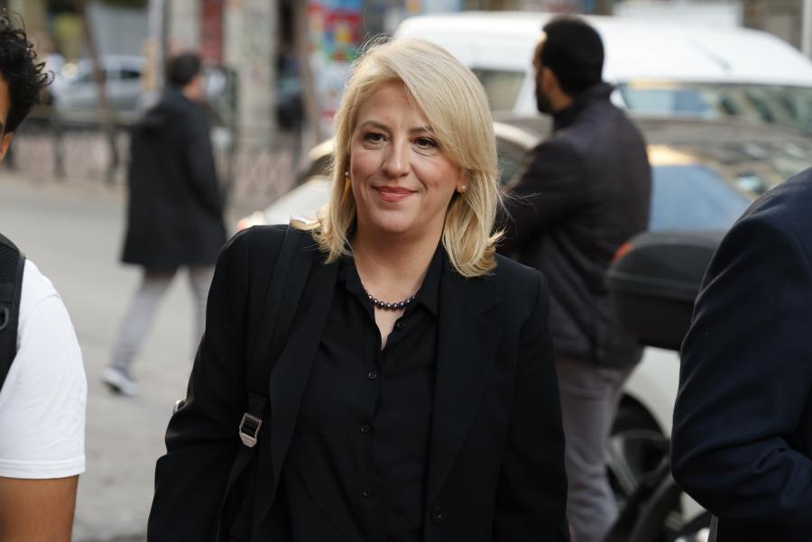 Ρένα Δούρου