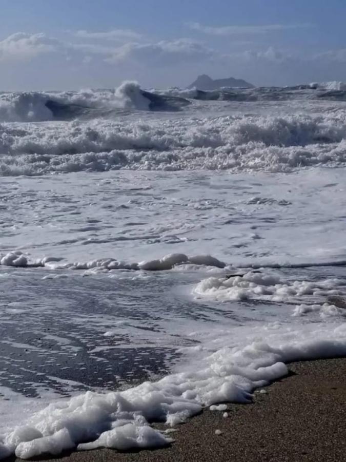 ΑΦΡΟΙ ΘΑΛΑΣΣΑ ΚΡΗΤΗ