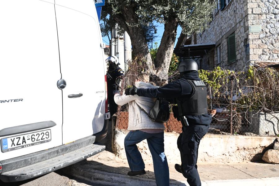 ΑΝΩ ΠΕΤΡΑΛΩΝΑ ΕΞΩΣΗ