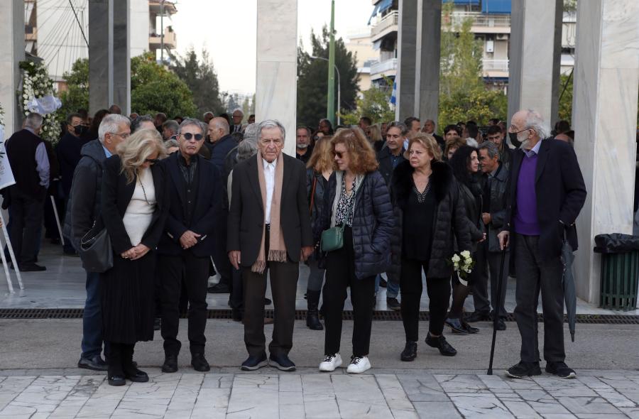 Κώστας Γαβράς κηδεία Βασιλικού