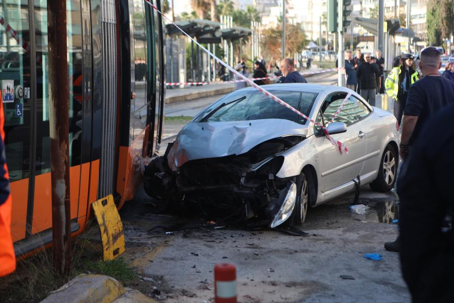 Το αυτοκίνητο που συγκρούστηκε με το Τραμ