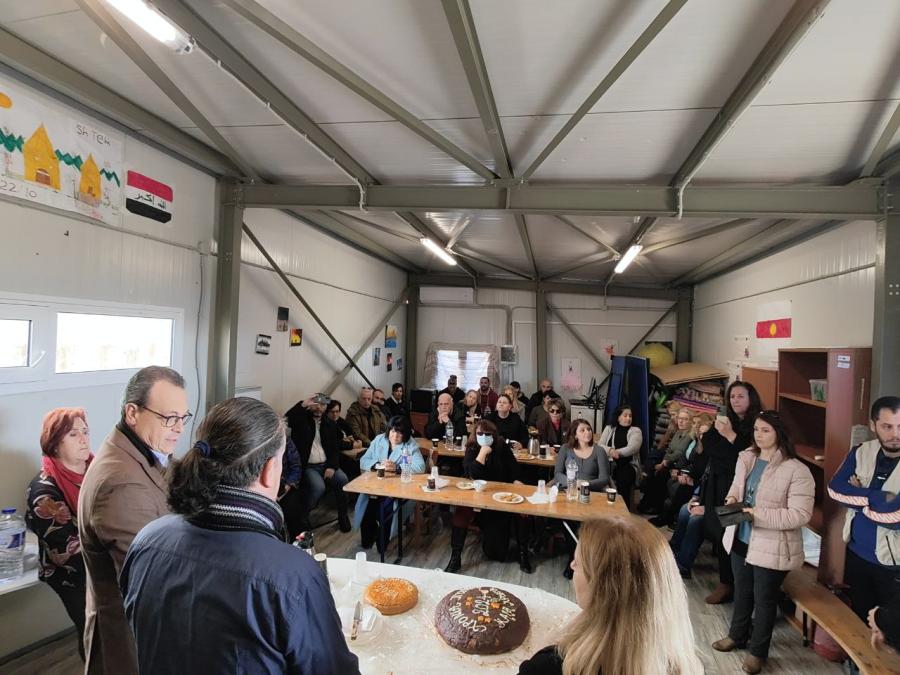 Σωκράτης Φάμελλος σε δομή φιλοξενίας προσφύγων 