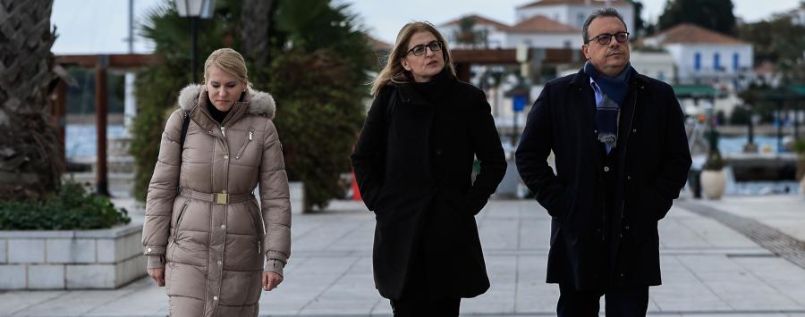 Σωκράτης Φάμελλος, Θεοδώρα Τζάκρη, Δώρα Αυγέρη
