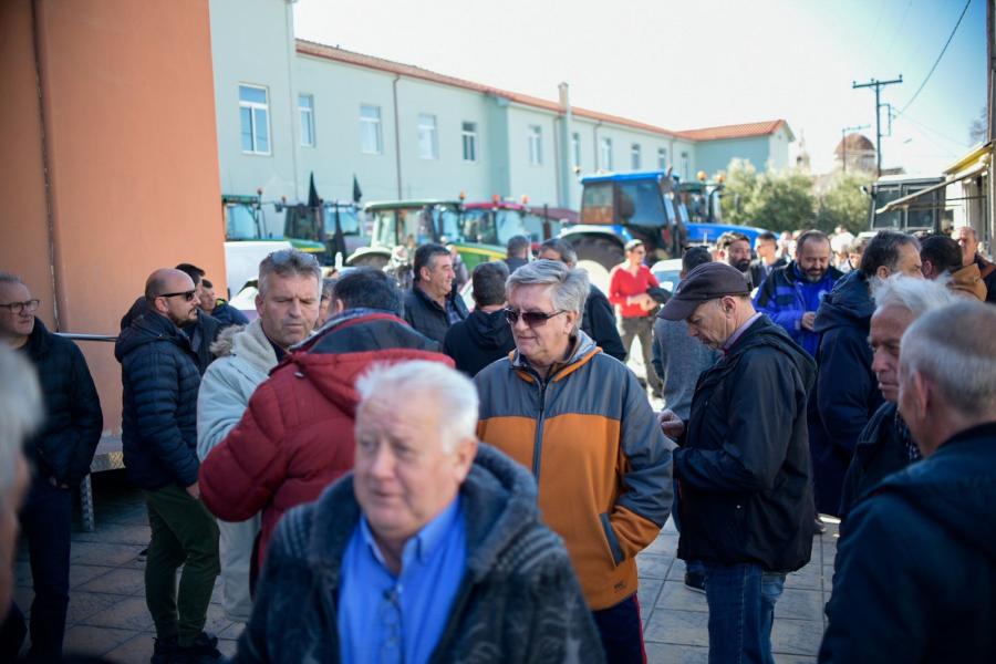 ΑΓΡΟΤΕΣ ΛΑΡΙΣΑ