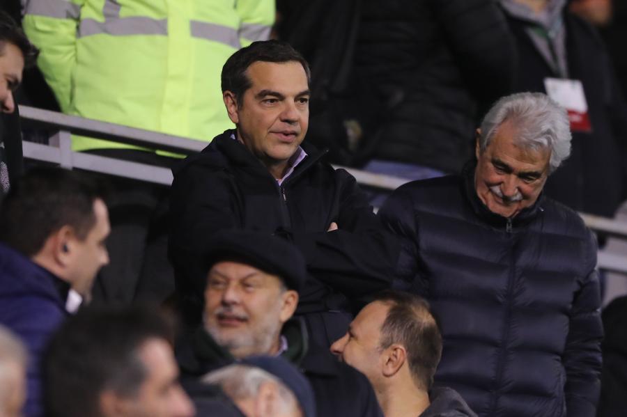 Ο Αλέξης Τσίπρας στο επικό ματς Παναθηναϊκός - ΠΑΟΚ 