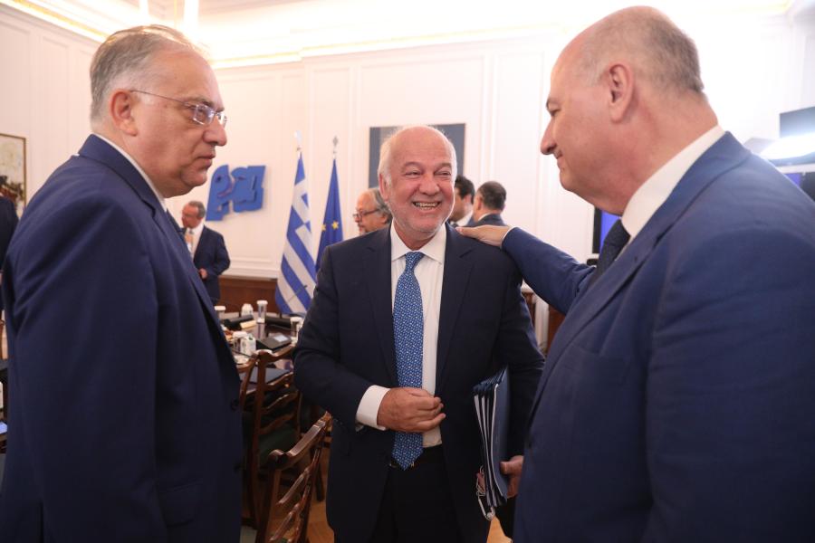 ΦΛΩΡΙΔΗΣ ΤΣΙΑΡΑΣ ΘΕΟΔΩΡΙΚΑΚΟΣ