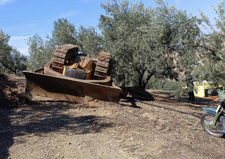 Δυστύχημα με ανατροπή ερπυστριοφόρου στην Αργολίδα