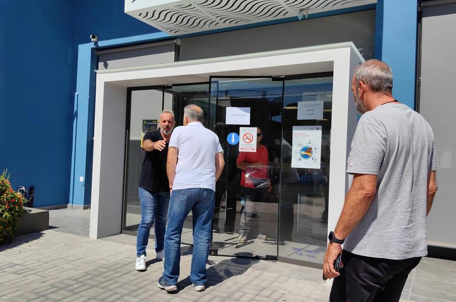 Εργαζόμενοι στη ΔΕΥΑΝ